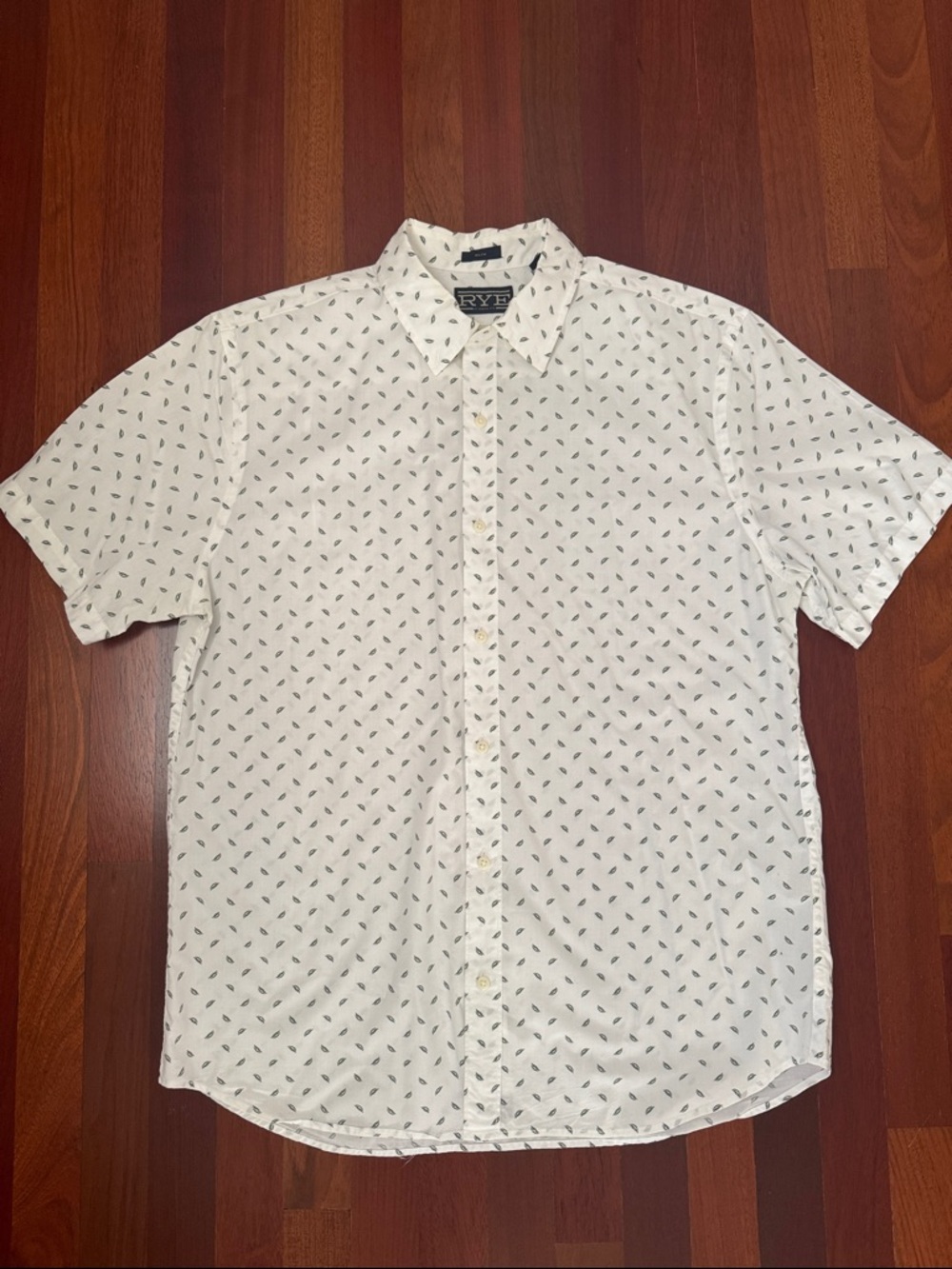 Rye White Short-Sleeve Button-Down Shirt with Micro Leaf Print